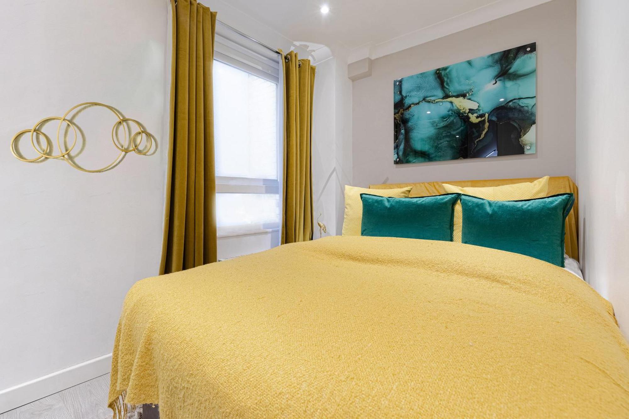 Explore The Most Exquisite West-End From A Harrods Family And Couple Home London Exteriör bild
